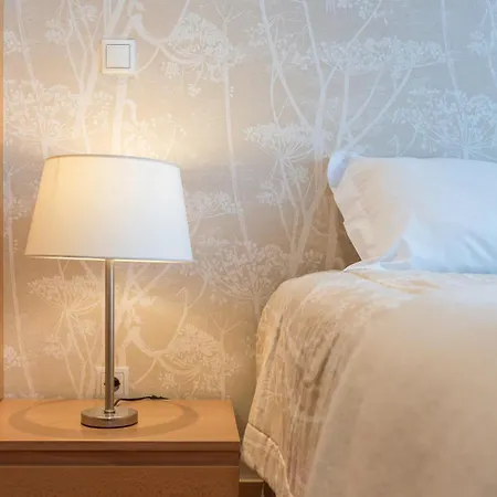 Guestready - Back To Climbwood Guest house